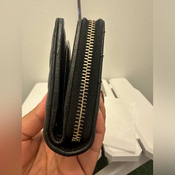 Yves Saint Laurent Black Wallet Chevron Quilting Gold Logo - Picture 2 of 16